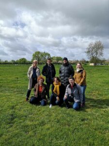 Equipe de la ferme de la Mondière avec Laurent Mariotte